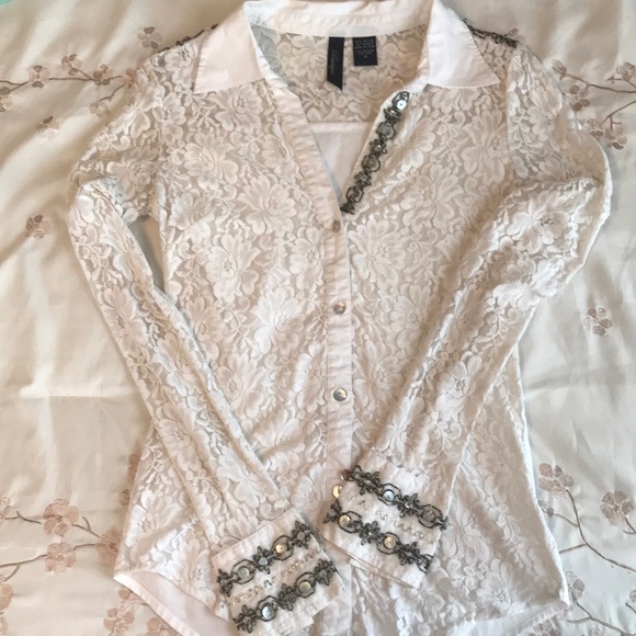 Buckle Tops - White button down shirt